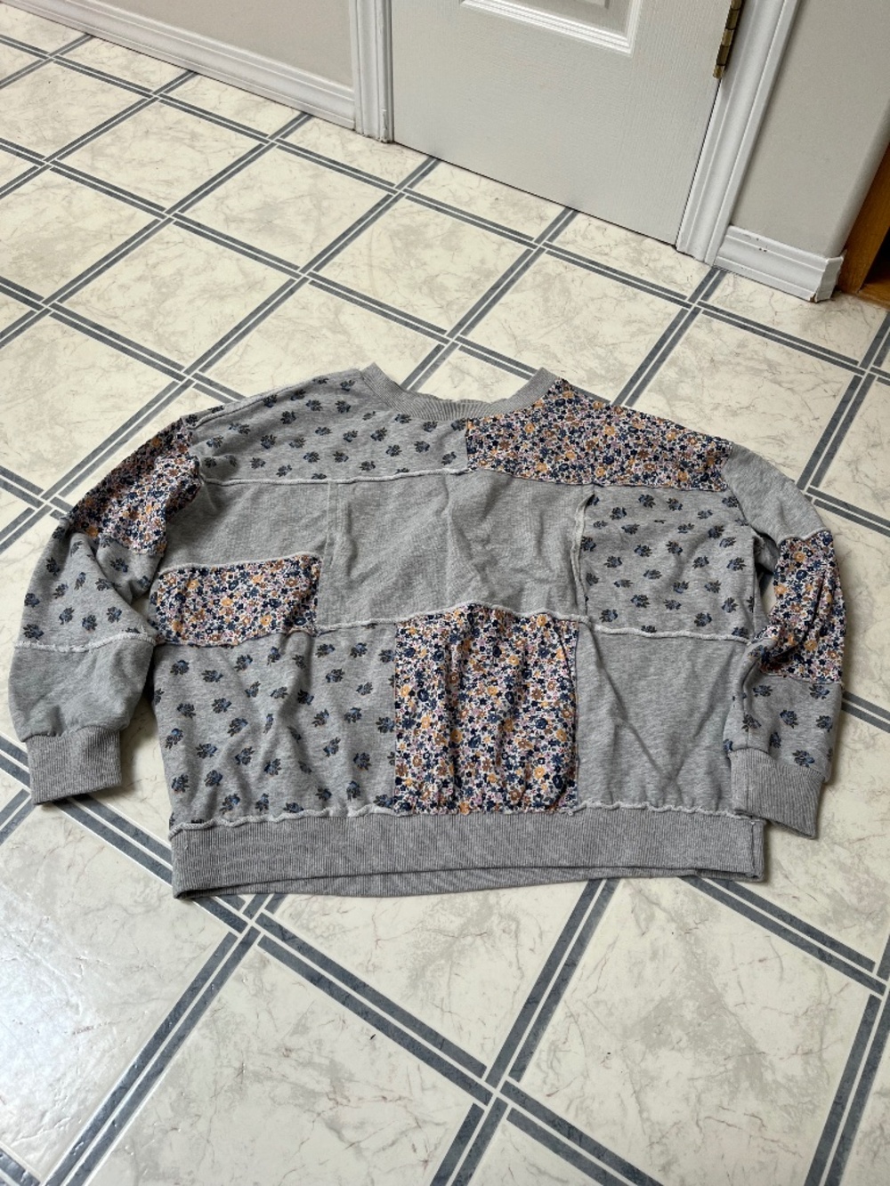 Easel patchwork lightweight sweater